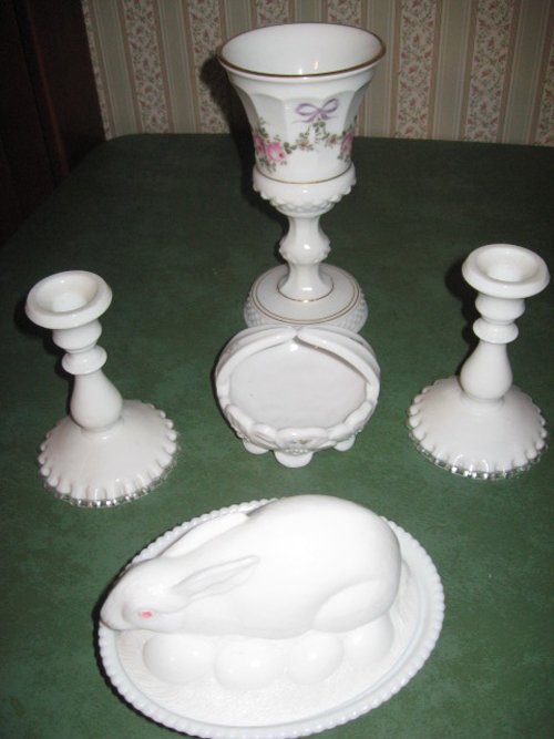 Property photo 110 - Major Antique & Collectibles Auction